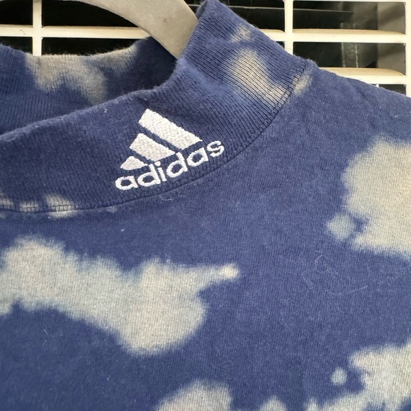 Vintage 90s Oversized Adidas T-Shirt - Picture 3 of 4